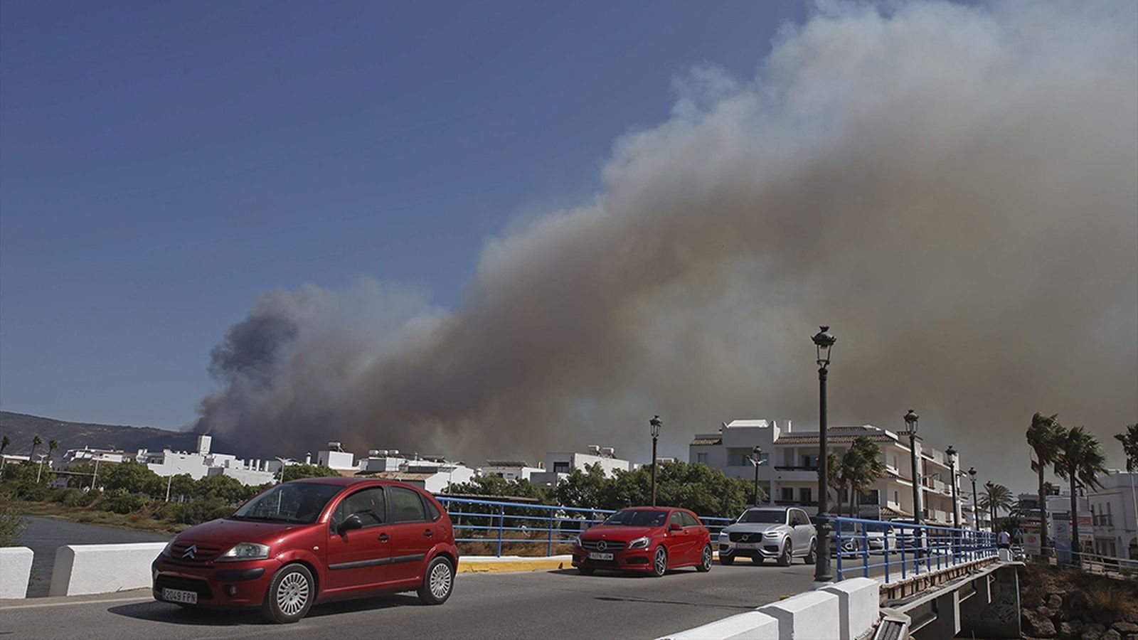 Incendio en Tarifa y Atlanterra