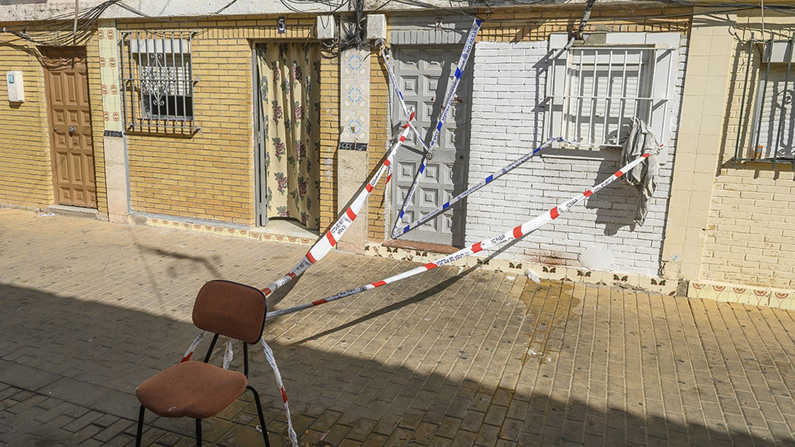 Foto calle tiroteo Torreblanca EFE