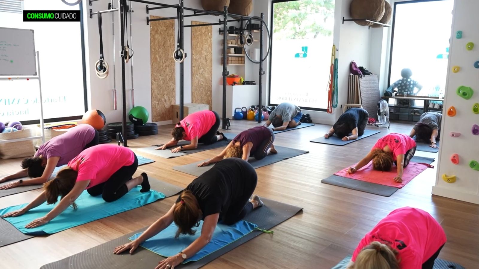 Clase de pilates en "Consumo cuidado"