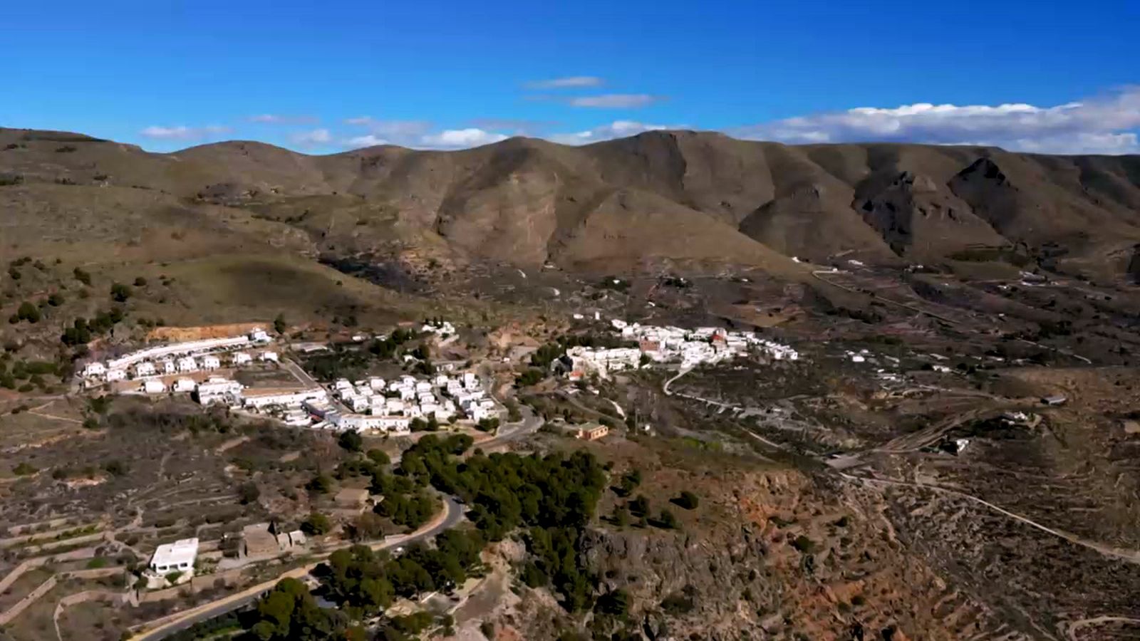 Enix, en Almería, un destino con múltiples posibilidades en la Sierra de Gádor