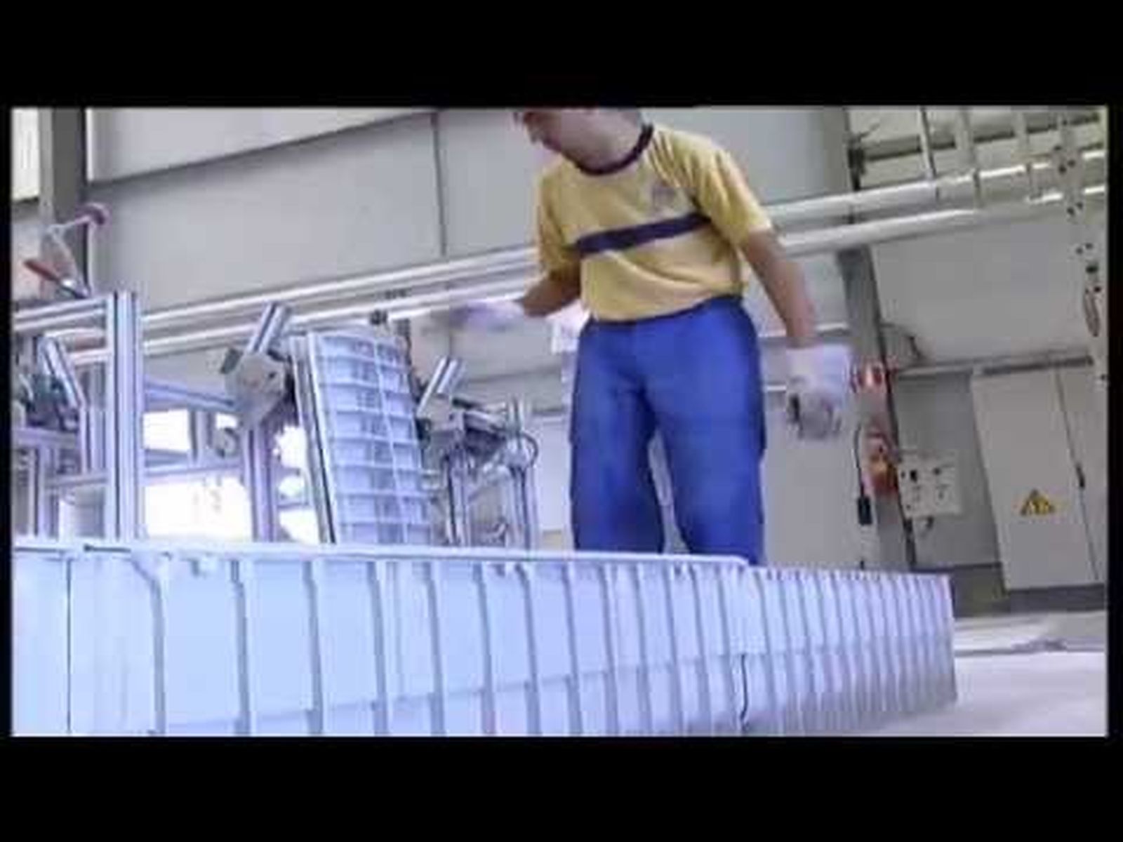 La empresa "Polyester Málaga", premio "Europa" de investigación  (1993)