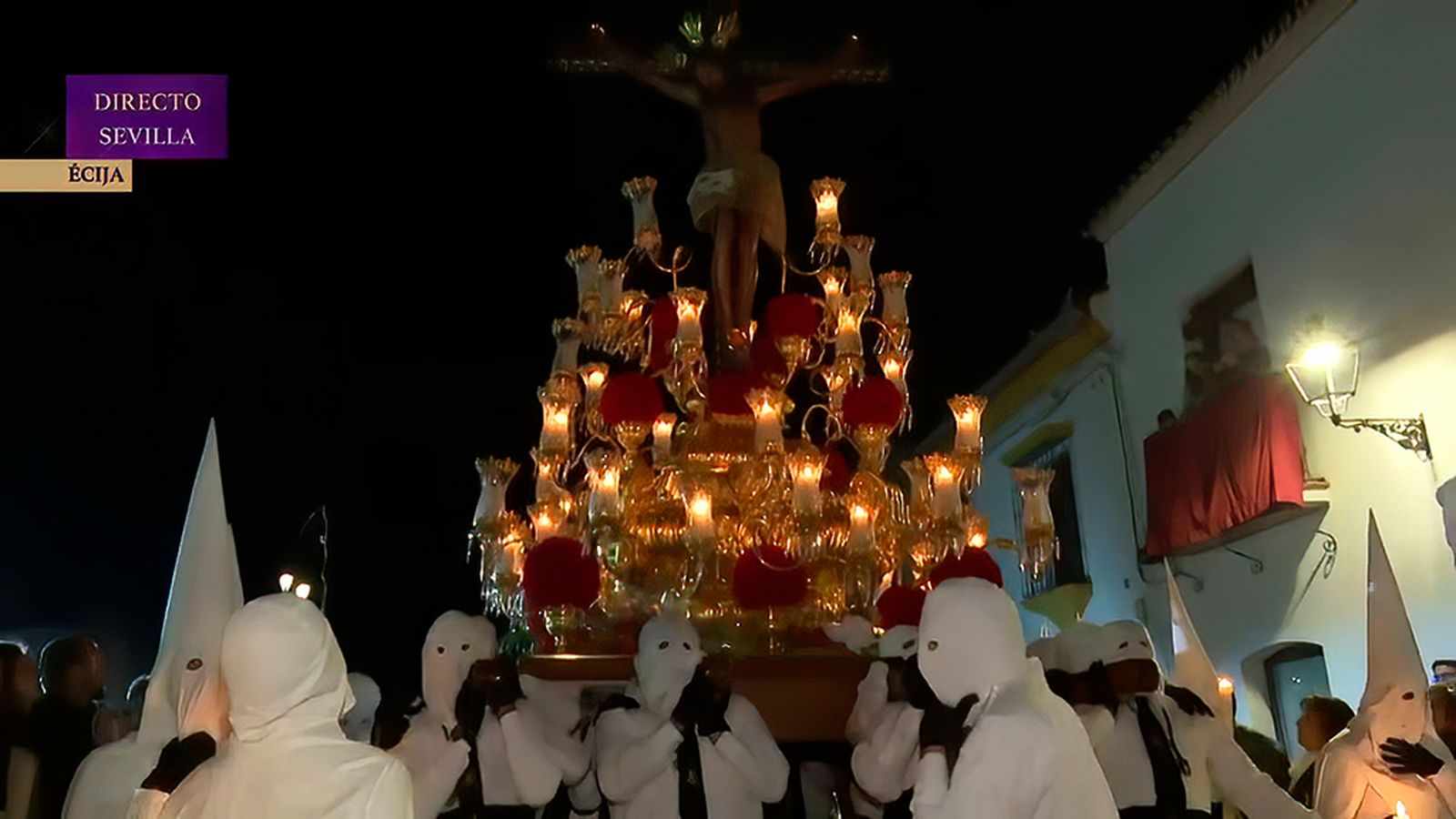 Los fervorosos vivas al Cristo de Confalón ecijano