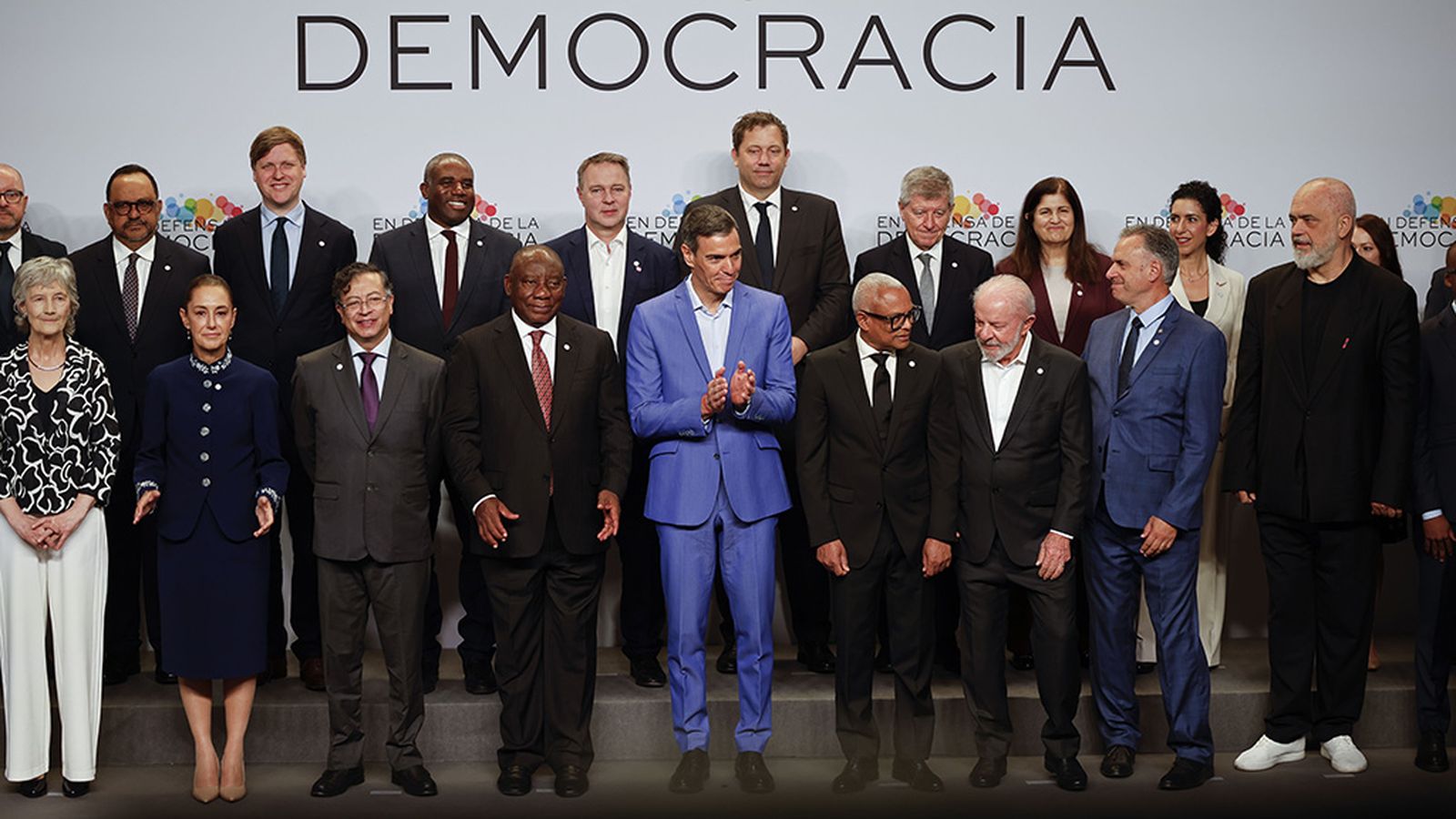 Sánchez con líderes en la Cumbre de Barcelona
