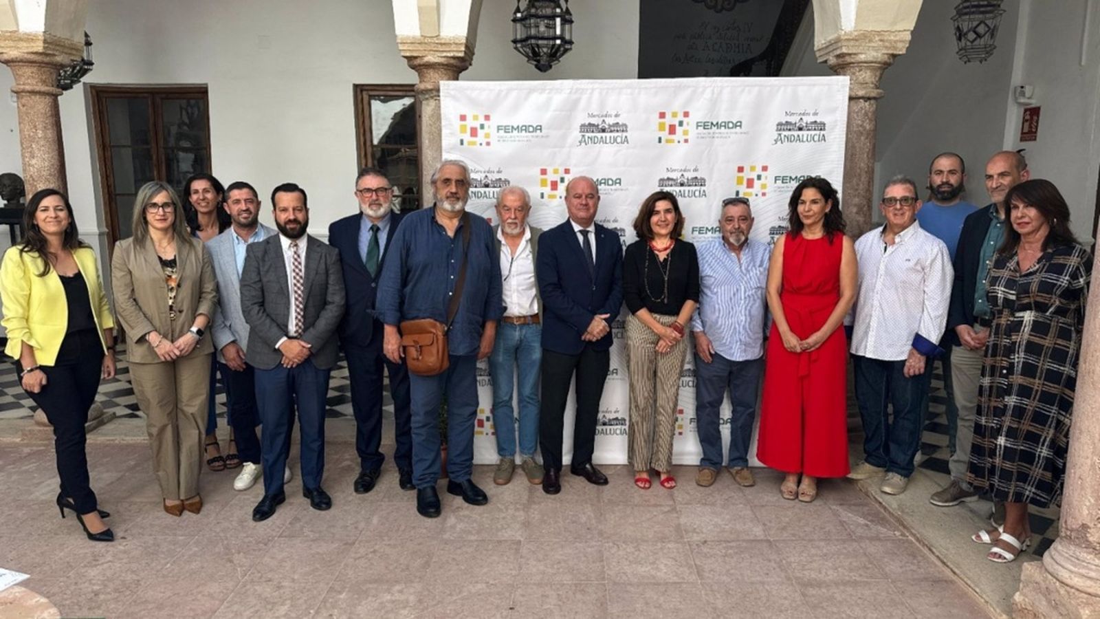 Empleados creación federación mercados de abastos andalucía