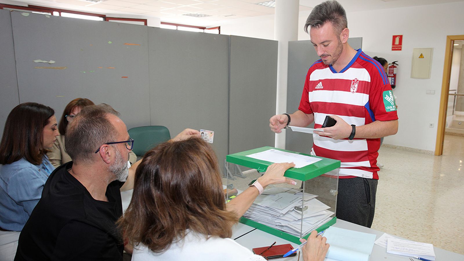 Elecciones en Granada