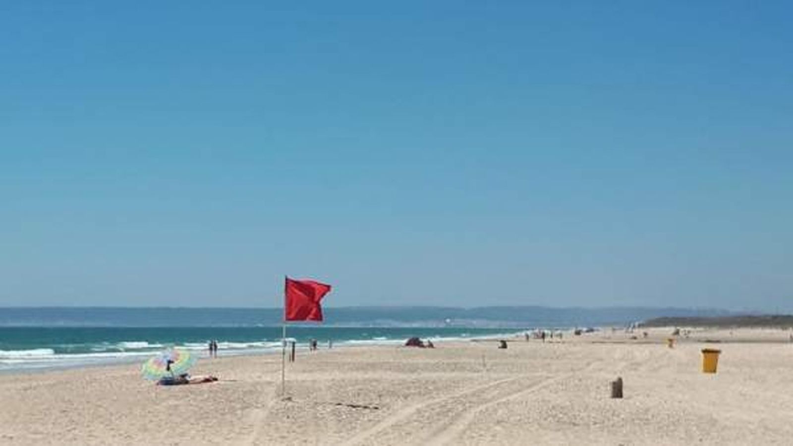 Playa Zahara de los Atunes cerrada