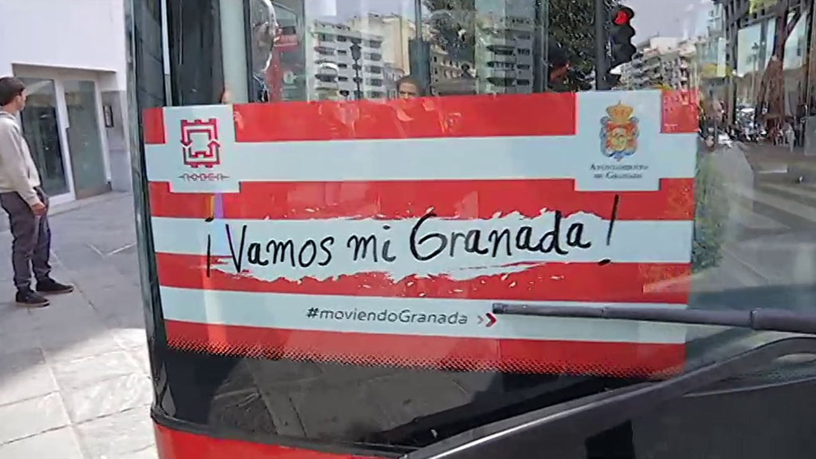 FOTO GRANADA AUTOBÚS