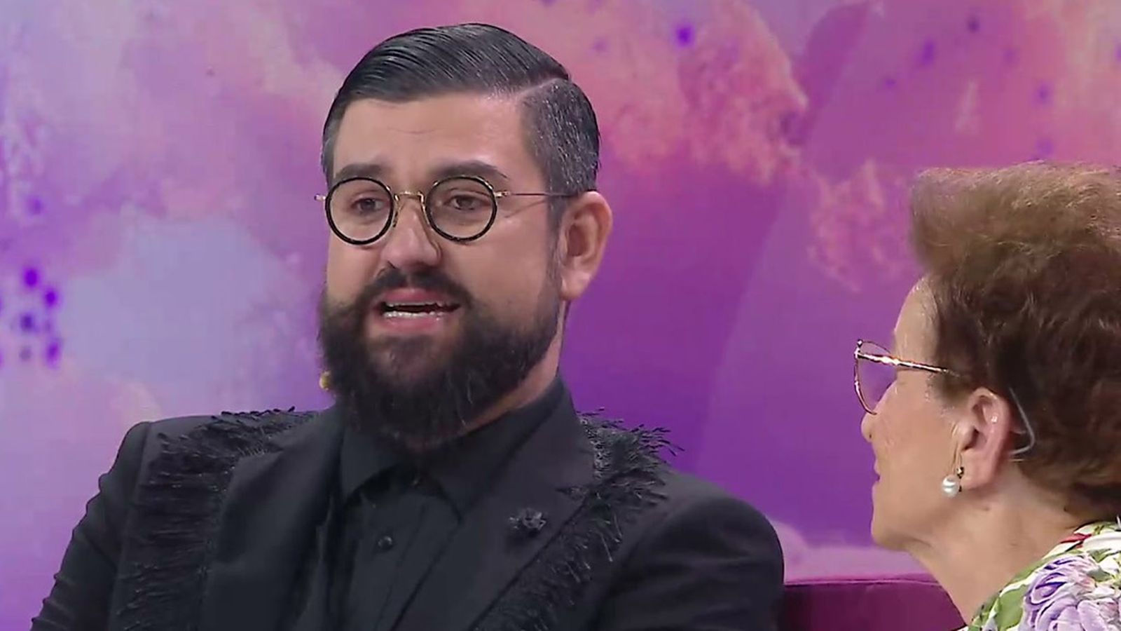 Manu no puede contener las lágrimas ante el sueño de Angela, la Zambrana