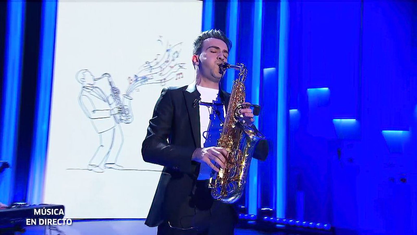 Luis González Garrido estrena 'Génesis', un disco que reinventa el saxofón clásico