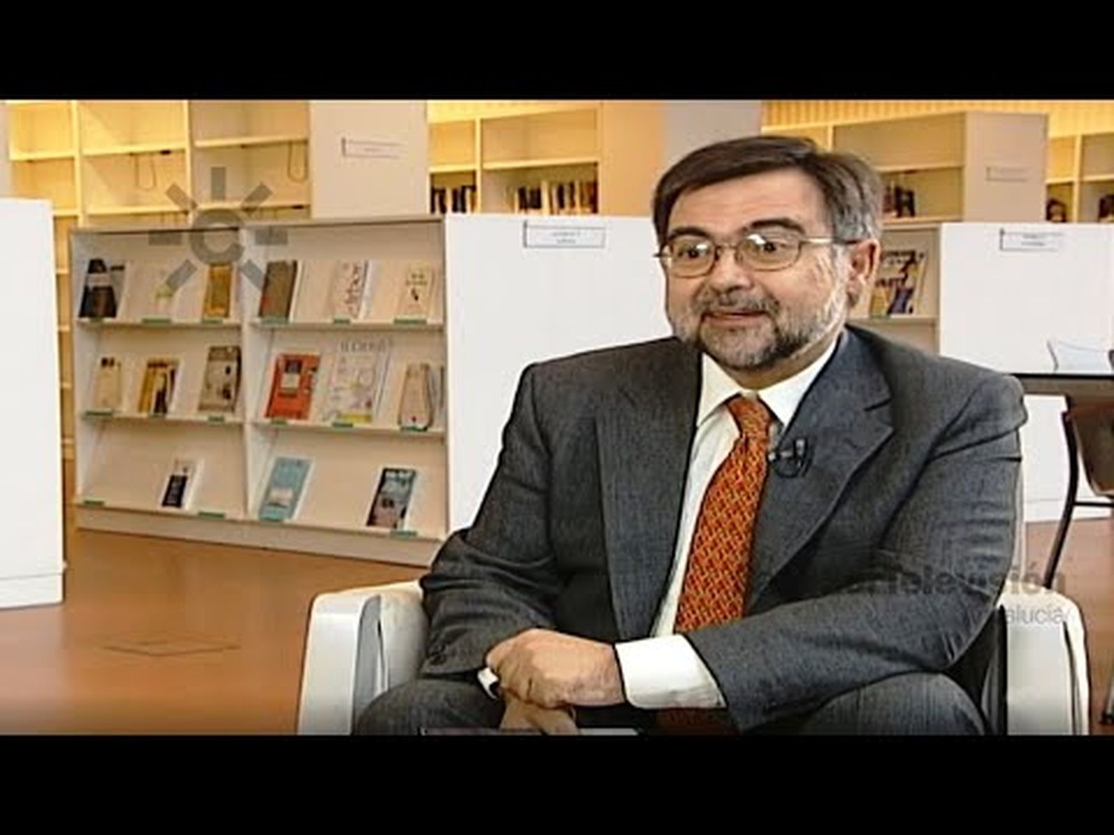 José Calvo Poyato, escritor e historiador, y los últimos Austrias