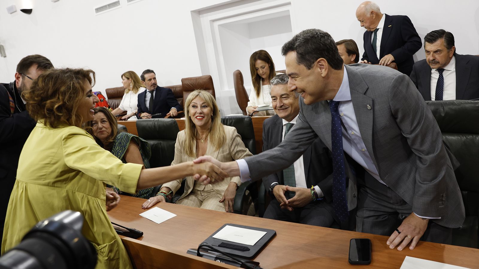 Moreno y Montero en la constitución del Parlamento