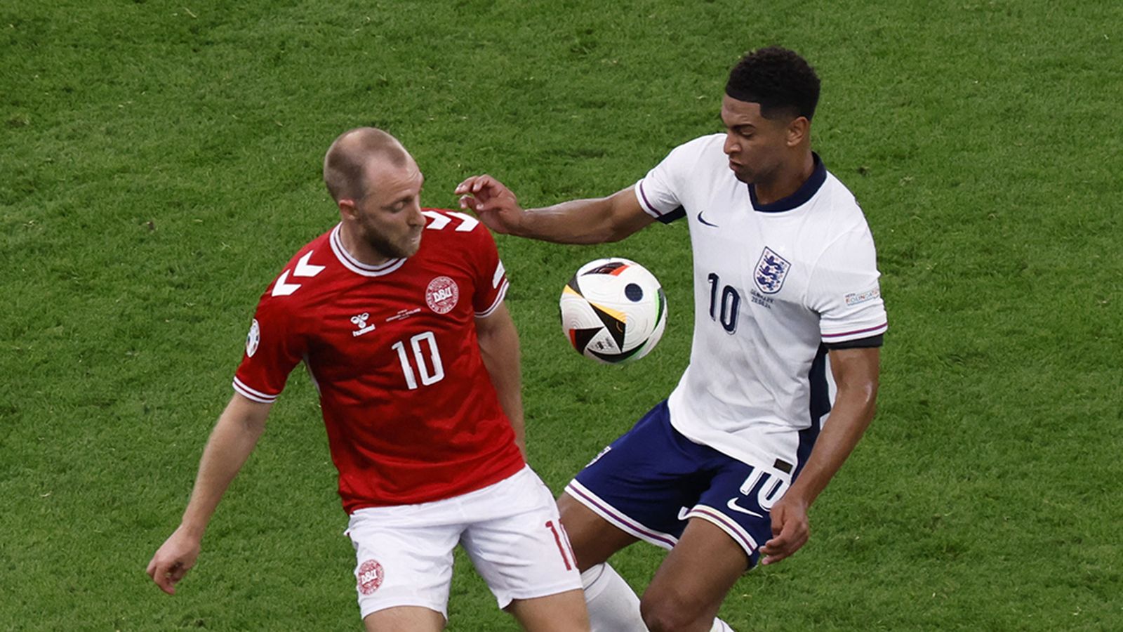 Bellingham con Inglaterra