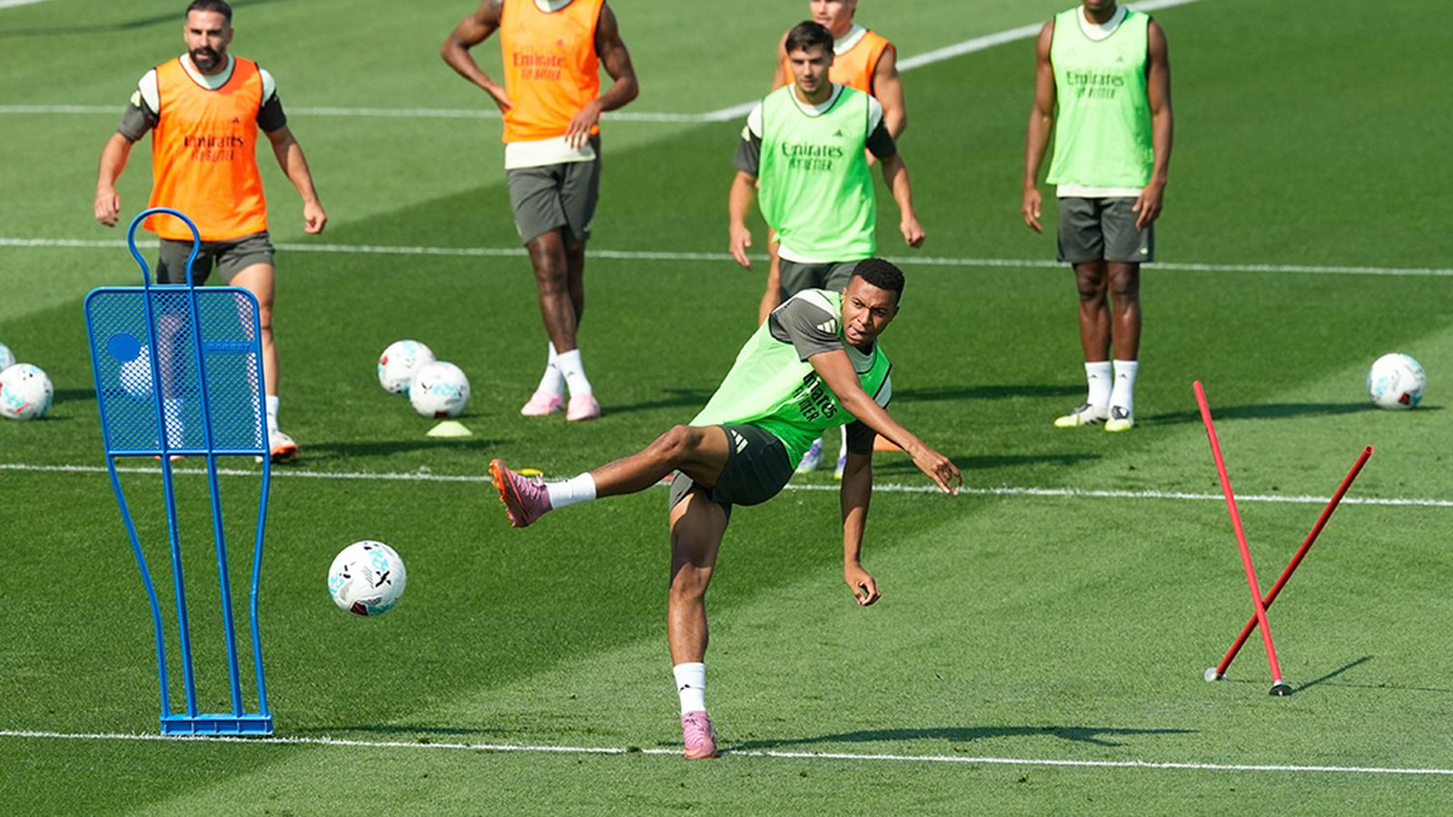Mbappé en un entrenamiento del Madrid