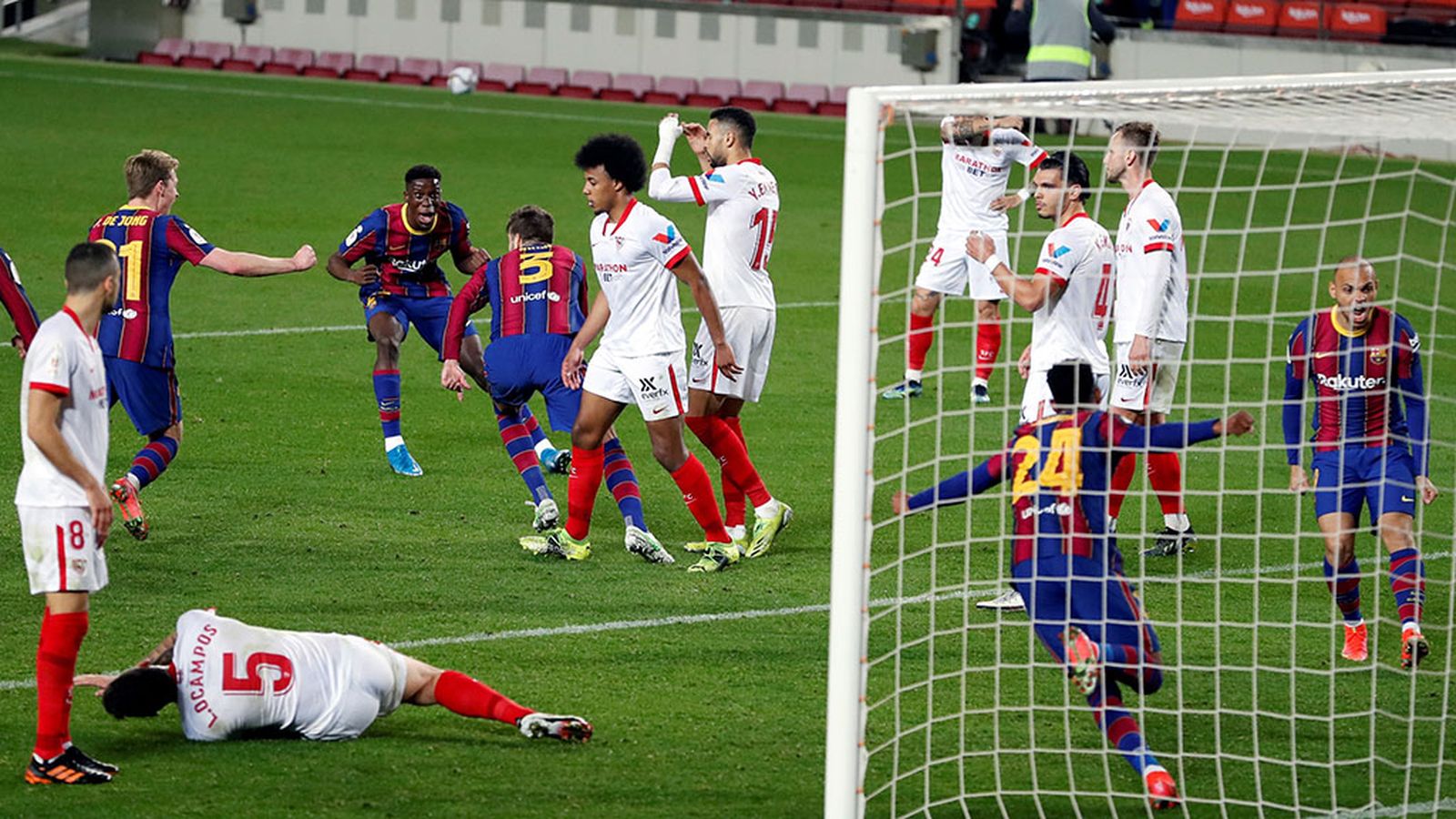 Gol del Barcelona al Sevilla