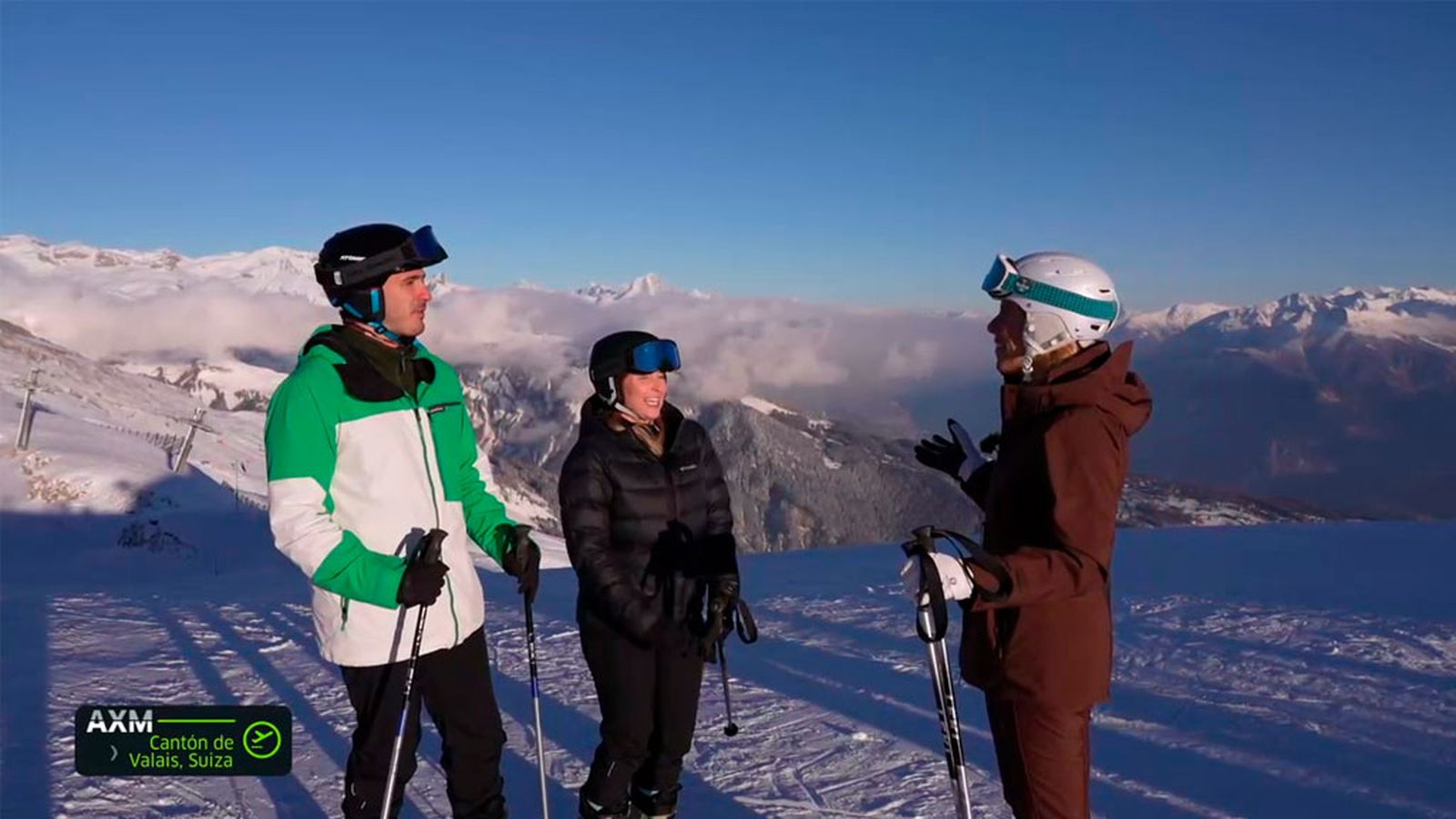 Esquiamos en Crans-Montana, una de las estaciones de montaña más conocidas de Suiza, famosa por sus vistas panorámicas