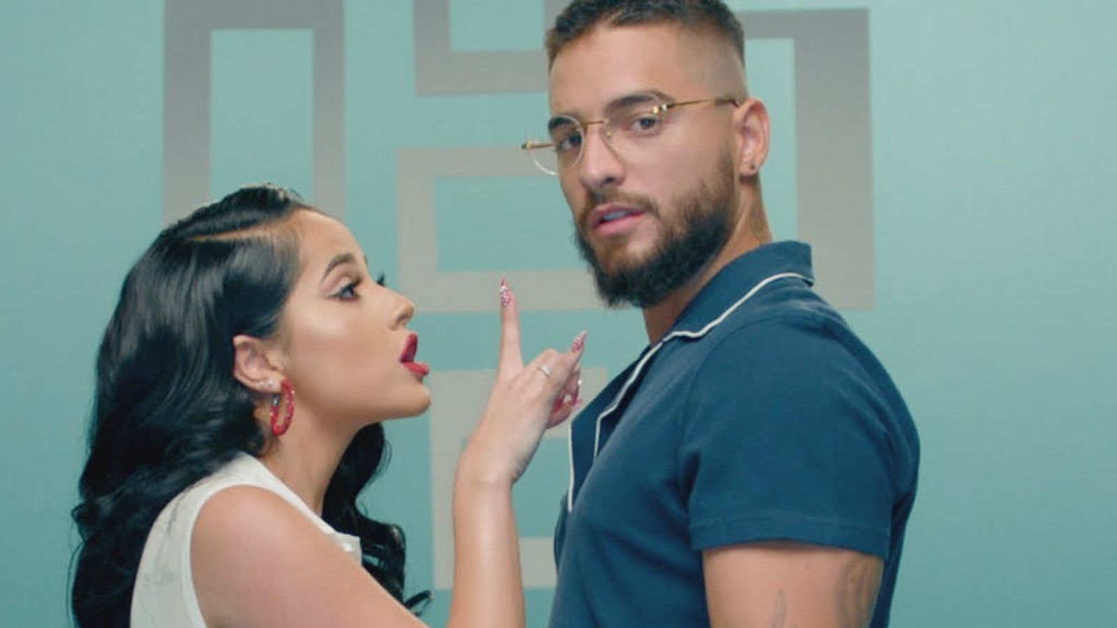 Becky G y Maluma a 1024