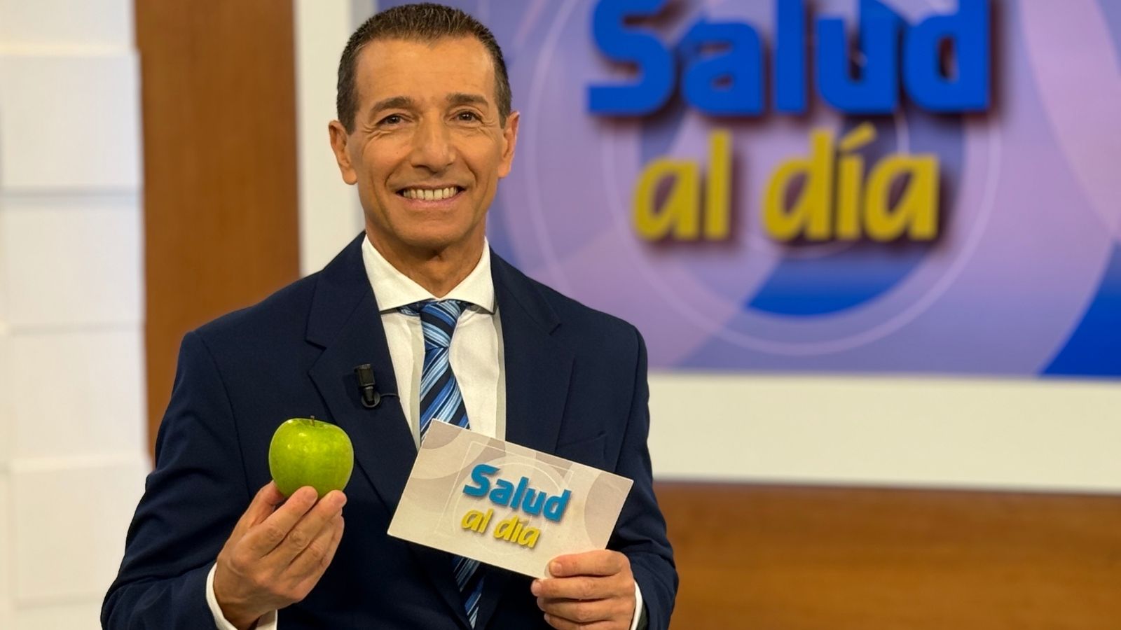 Roberto Sánchez presenta "Salud al Día".