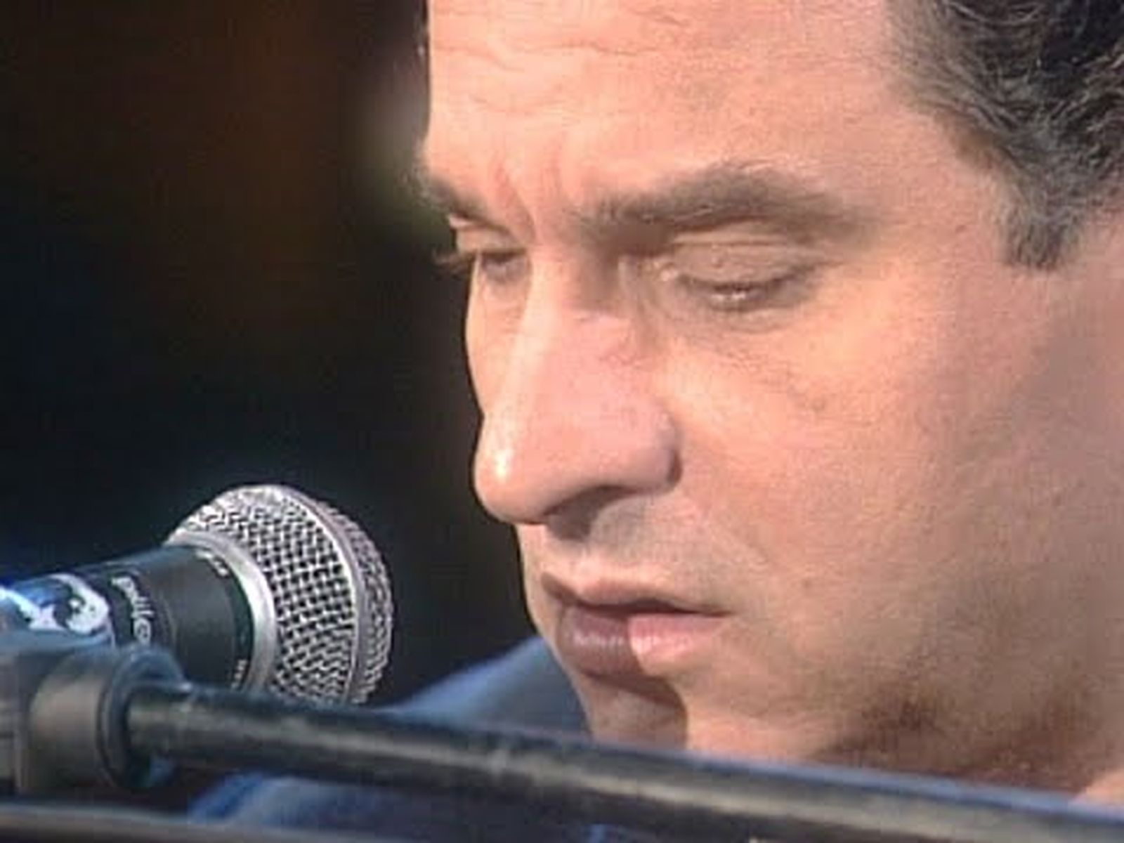 Carlos Cano canta "Un vaso de té verde" dedicada al pueblo saharaui