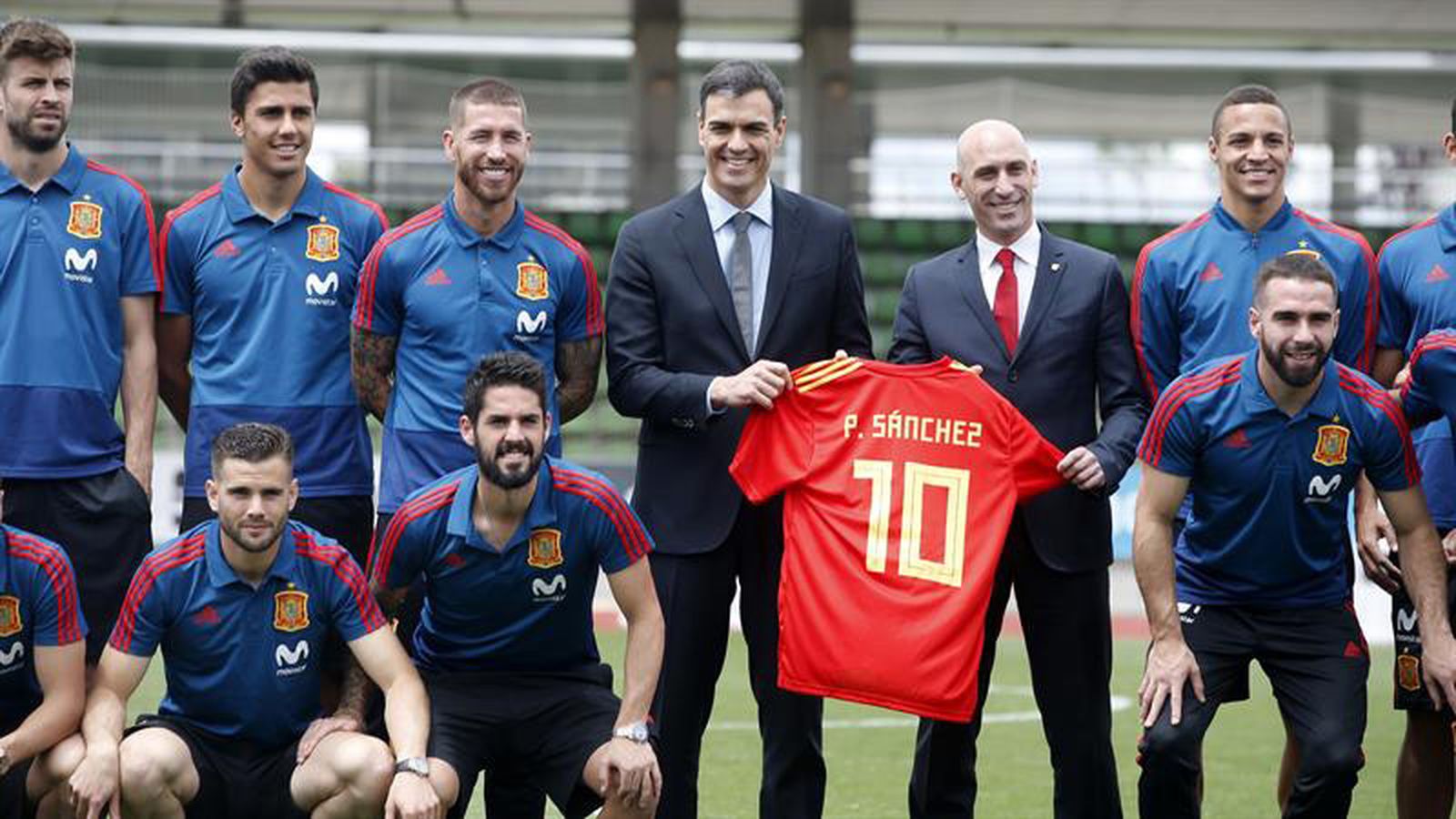Pedro Sánchez Selección fútbol camiseta 800
