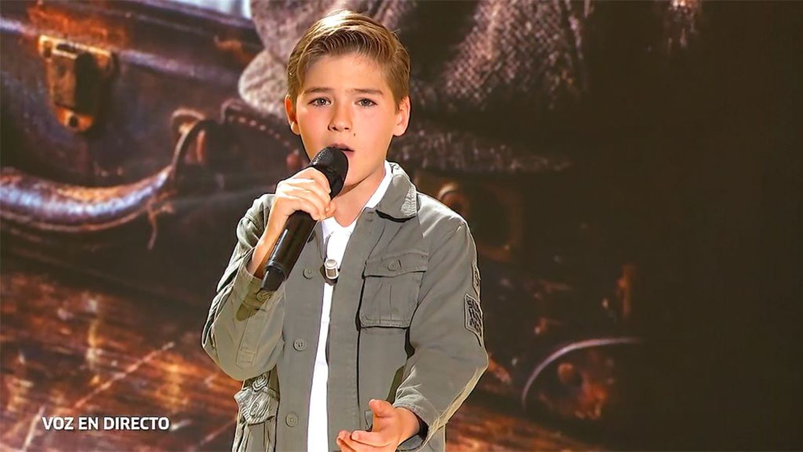 Lucas Paulano, el pequeño gran talento que ha cantado a los Reyes y conquista los escenarios