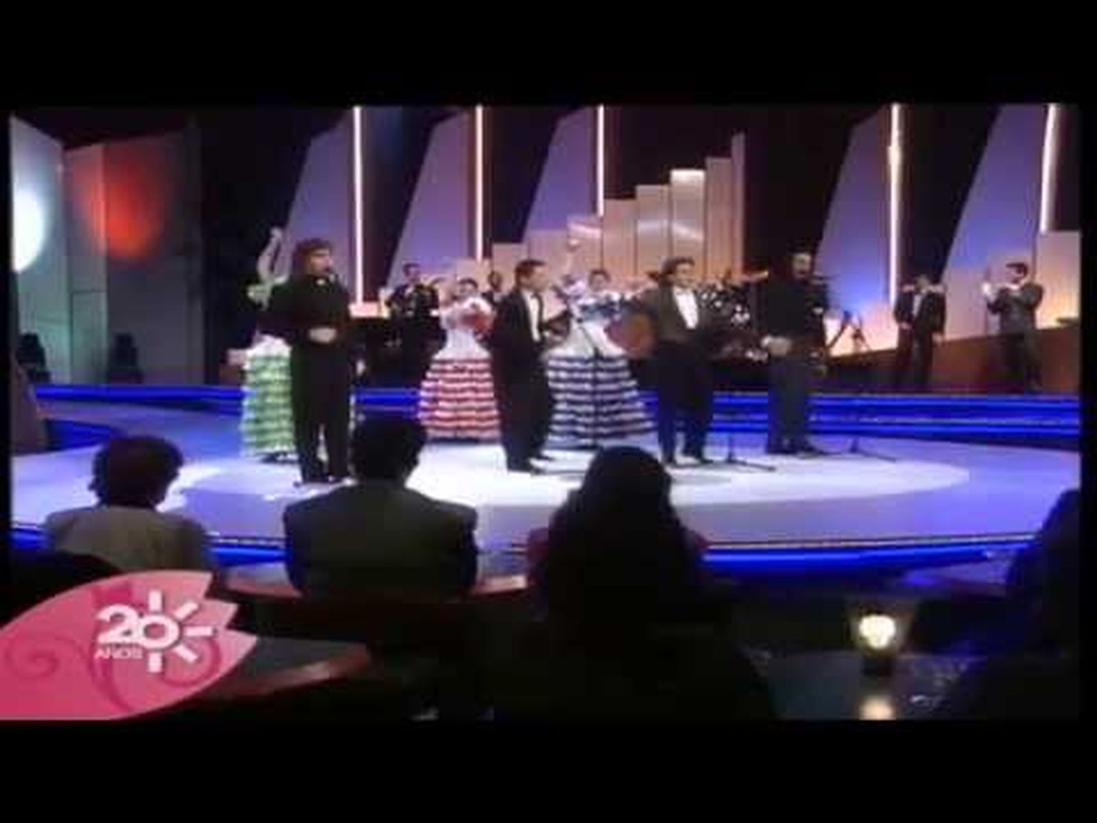 Cantores de Híspalis cantan la sevillana "Nuestra caseta" | Flamenco en Canal Sur