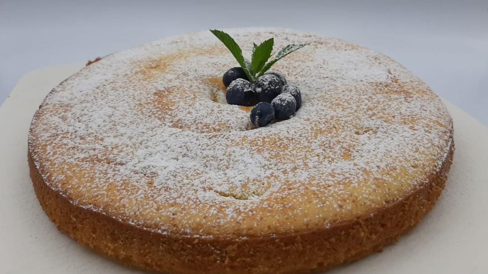 bizcocho crema de limón y arándanos