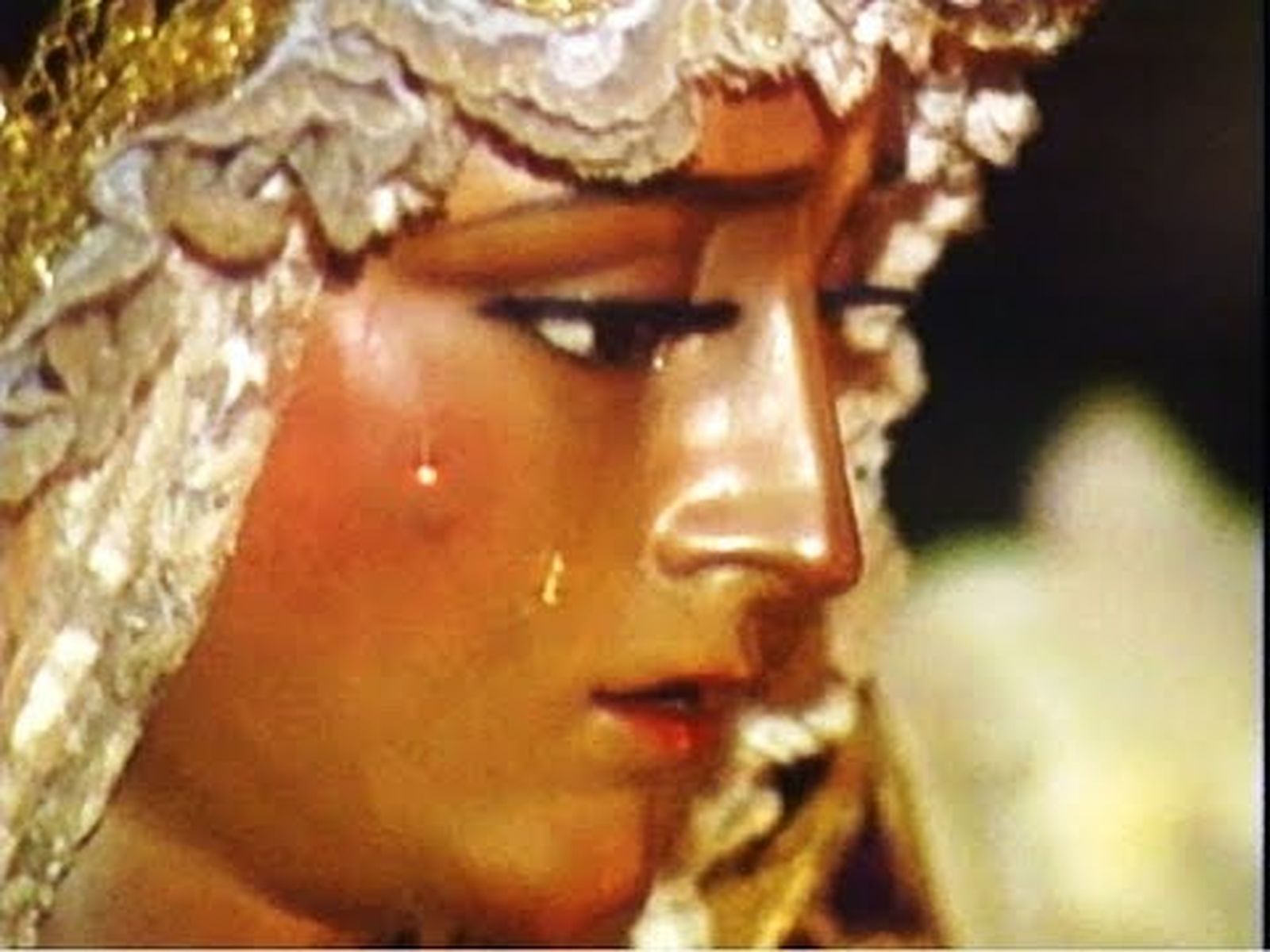 Miércoles Santo en Sevilla: saeta | Semana Santa en Andalucía
