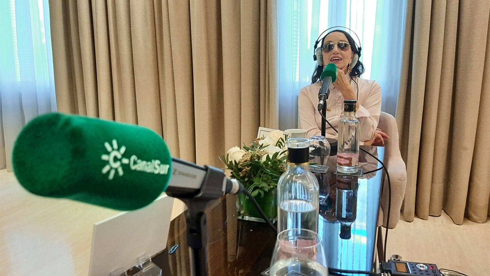 Comunicación Luz Casal Canal Sur RADIO RAI Foto La Sal de la Tierra