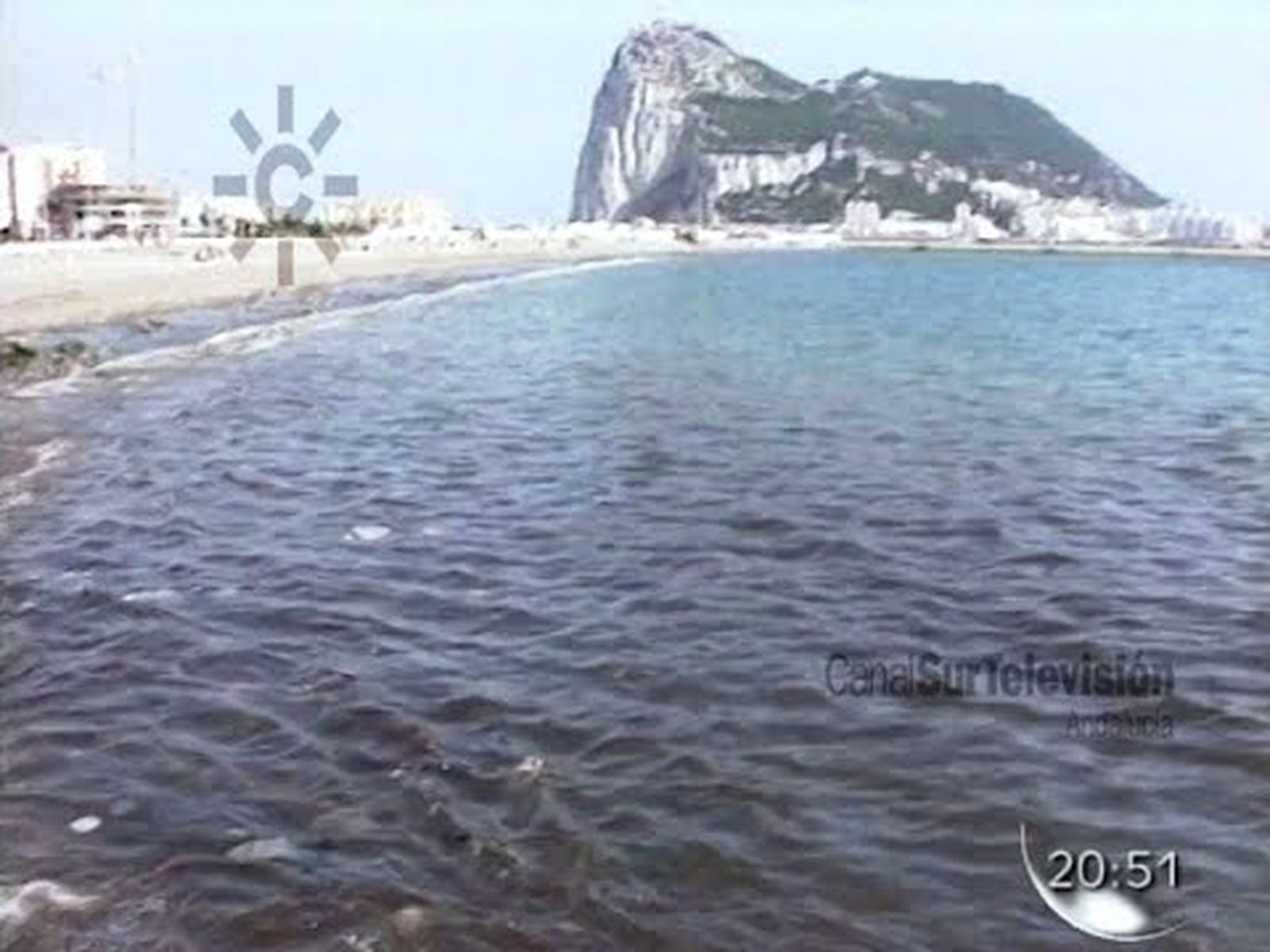 Vertido contaminante en la Bahía de Algeciras (2002)