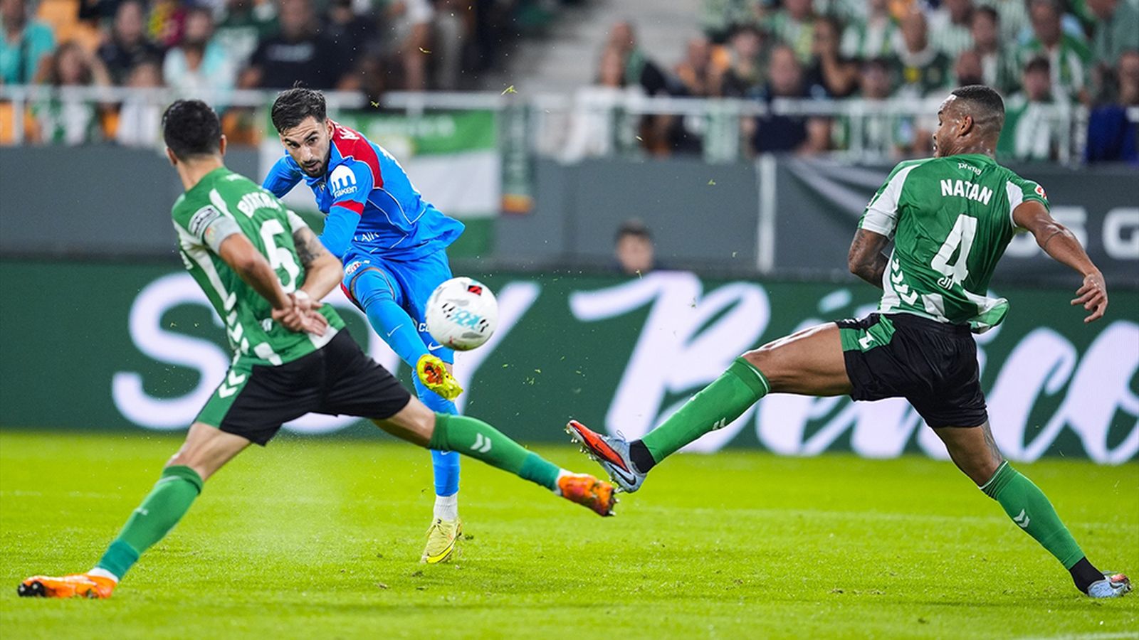 Gol de Baena ante el Betis