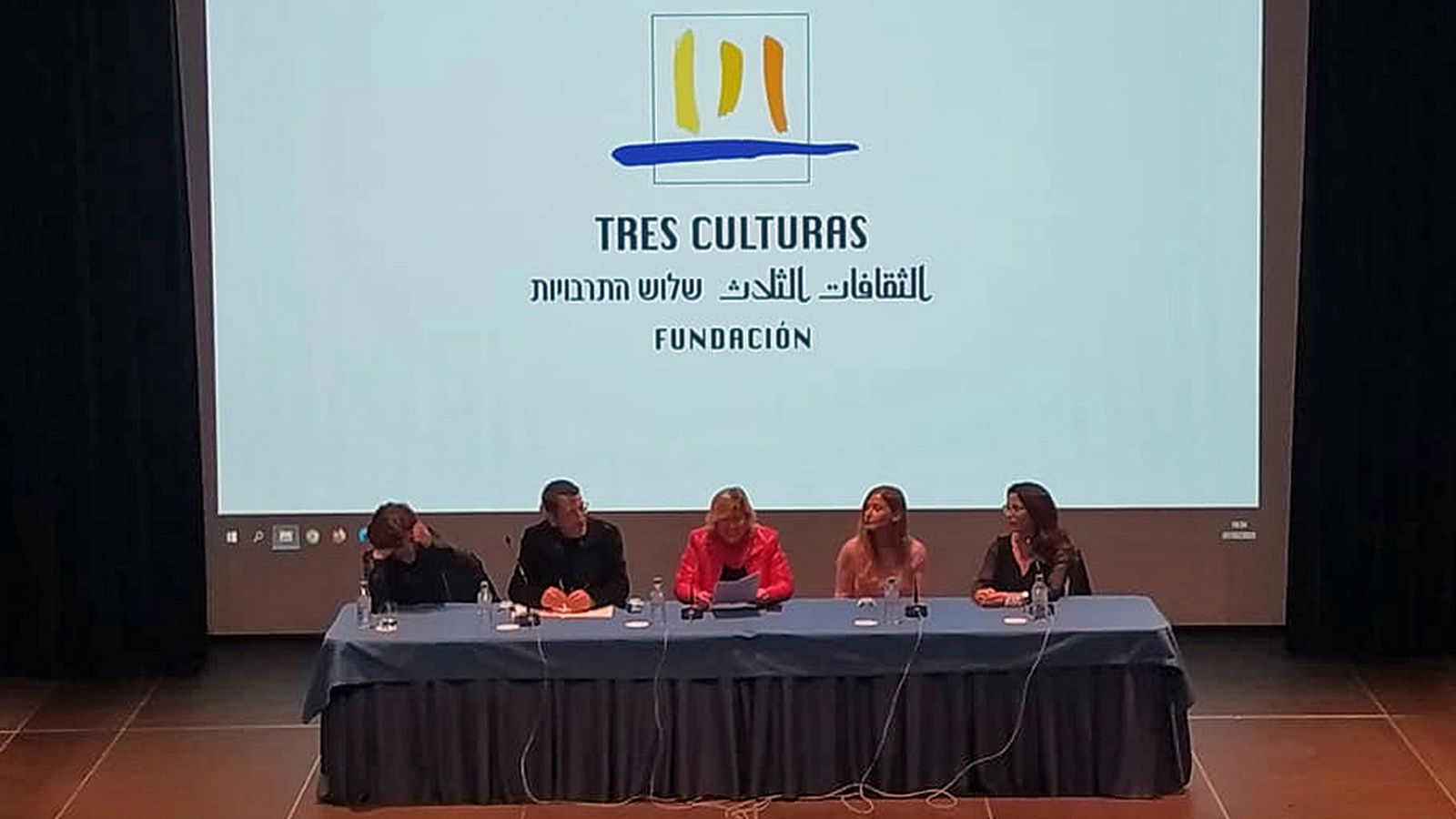 Comunicación Vertical Leo