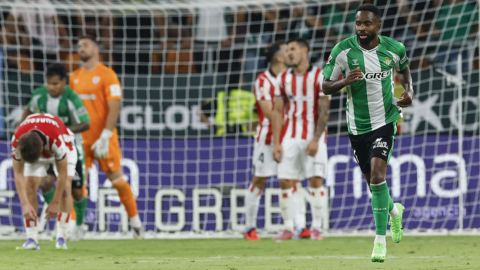 Gol de Bakambu