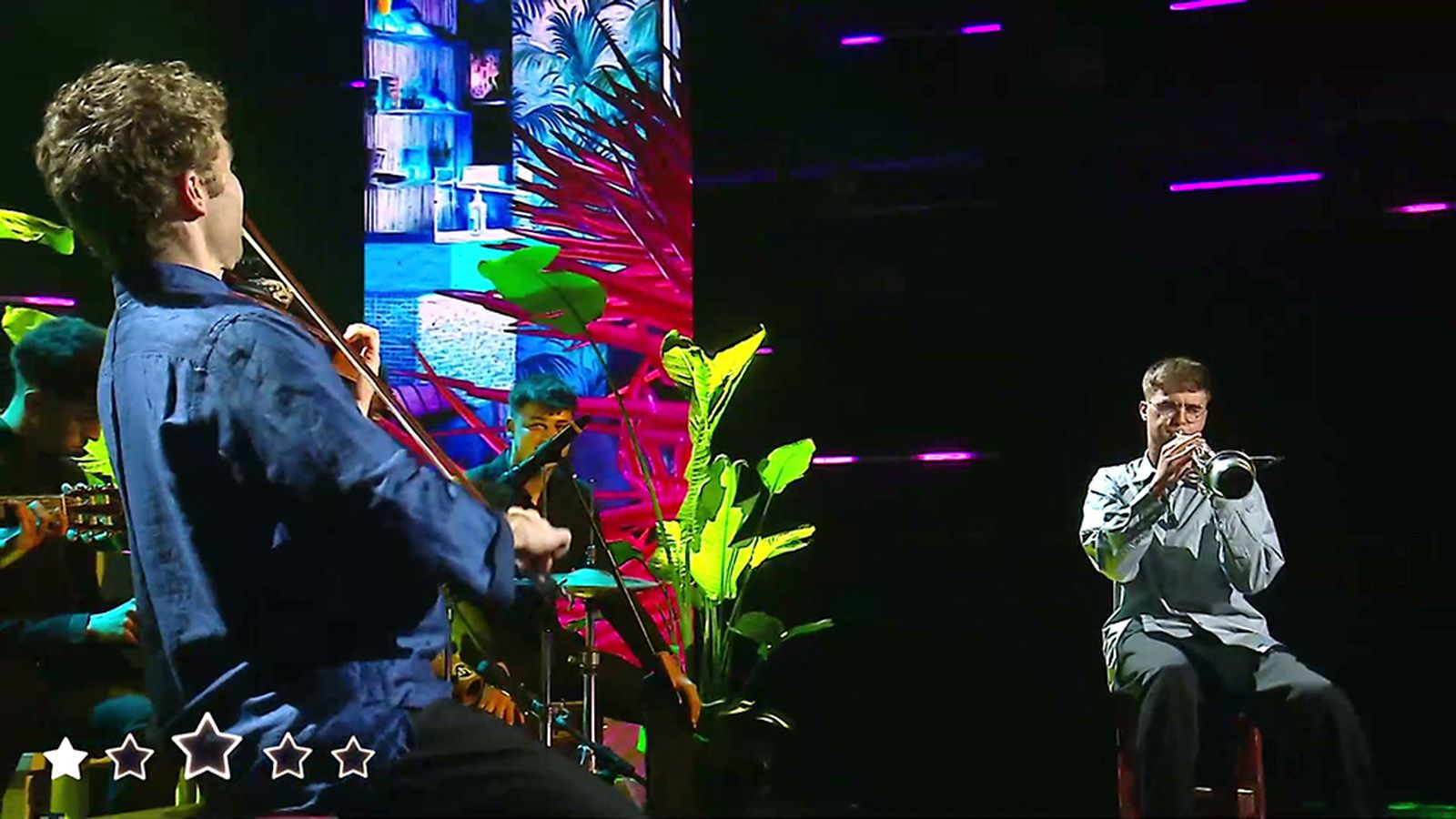 El dúo insólito del violín de Nacho Canto y la trompeta de Franvi, les lleva a Semifinales