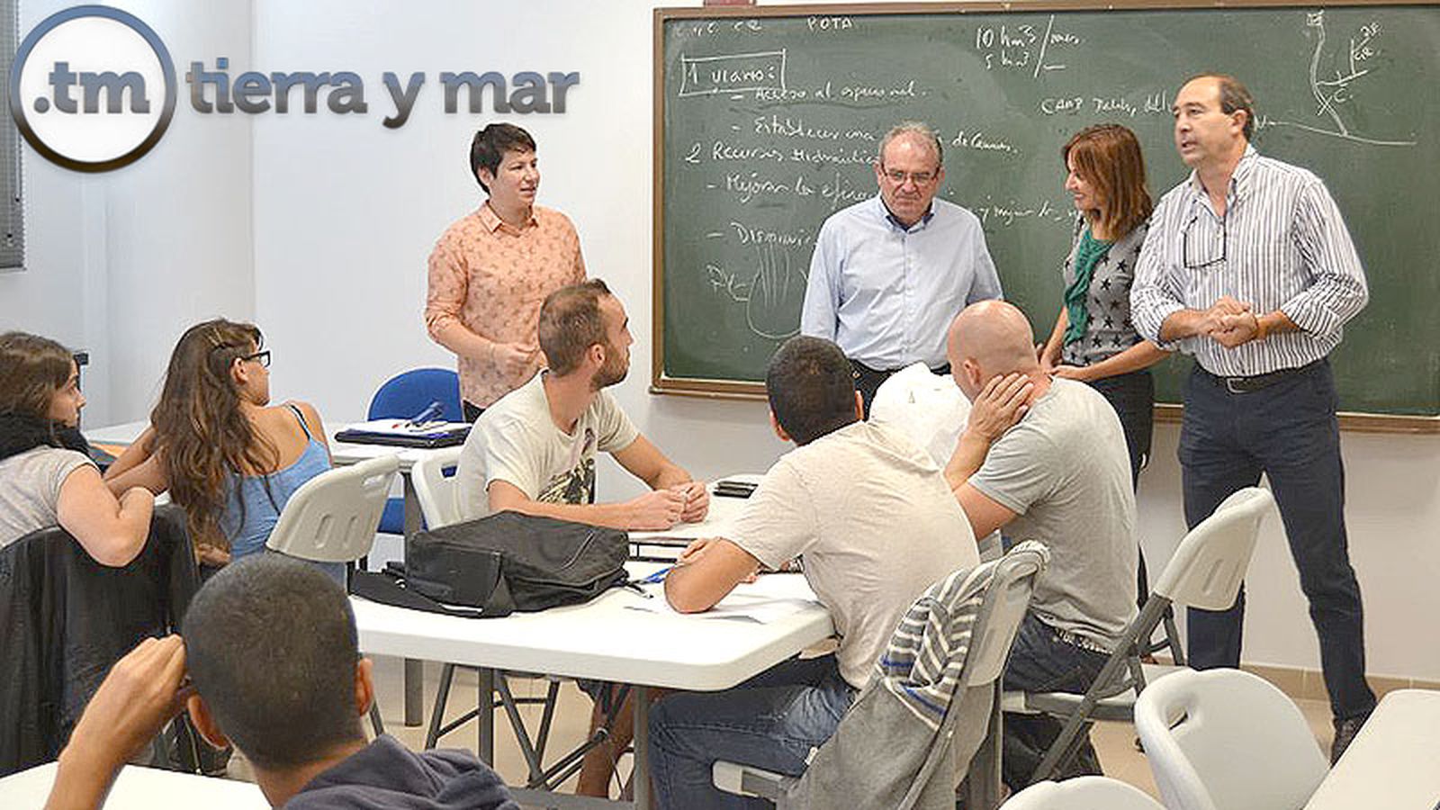 Comunicación Tierra Y Mar Foto
