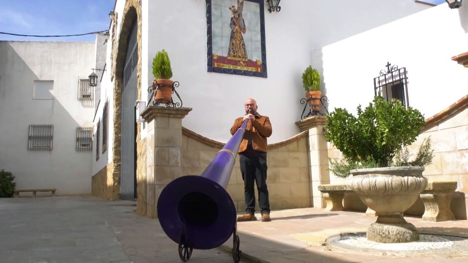 La bocina de Villanueva del Arzobispo vuelve a sonar anunciando la llegada de la Semana Santa