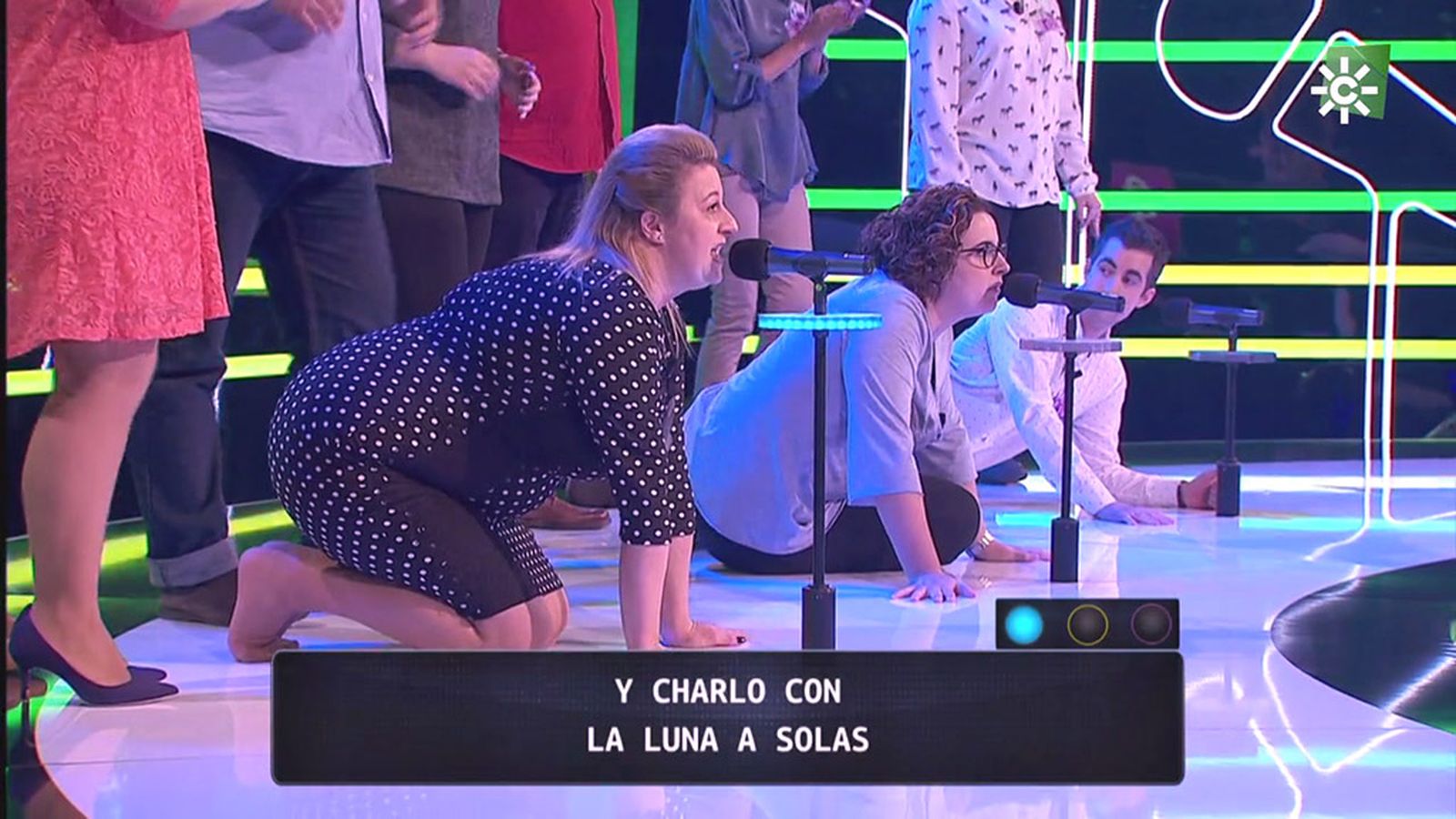 Puedes recnocer qué palabra no pertenece a la estrofa de una canción famosa