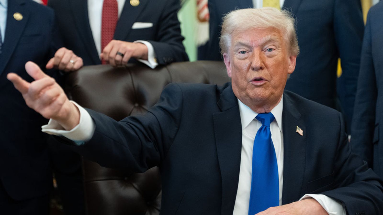 Trump advierte que podría retirar sus tropas de España e Italia por su postura sobre Irán