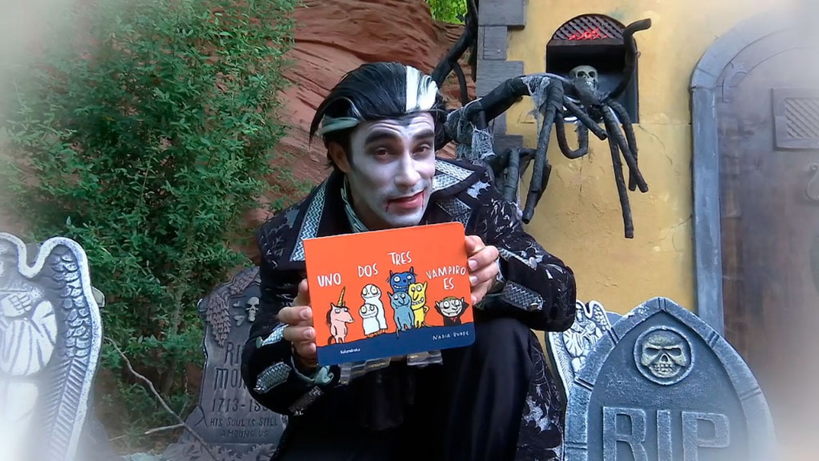 'Un, dos, tres vampiro es', un libro ideal para Halloween