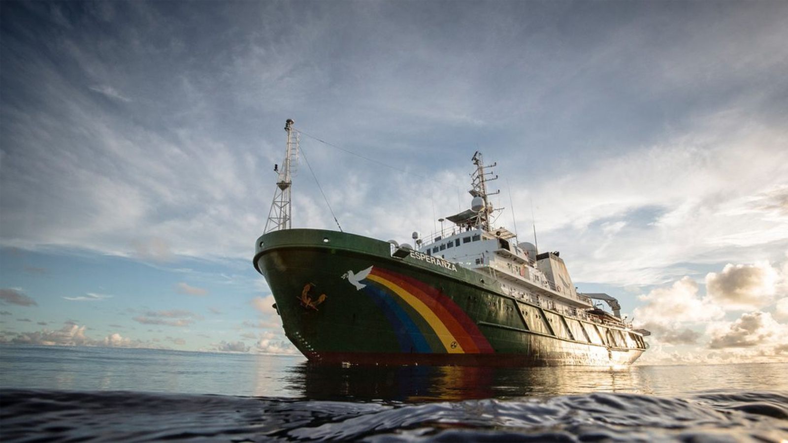 Buque Esperanza Greenpeace