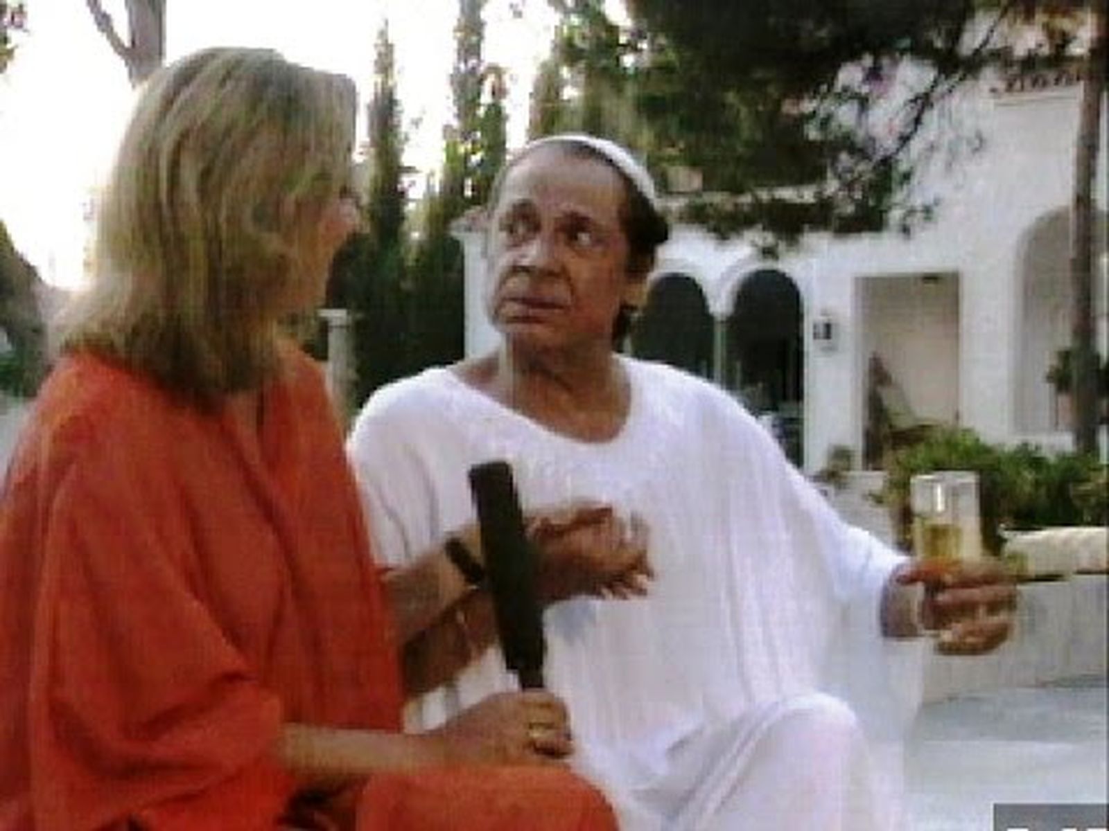 Antonio El Bailarín y un Picasso en la piscina