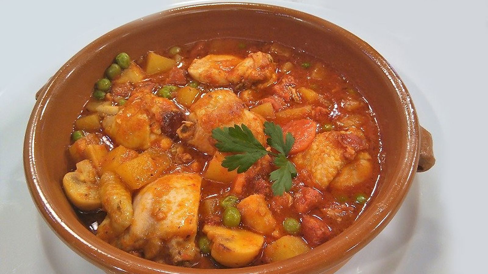 pollo a la cazadora cometelo