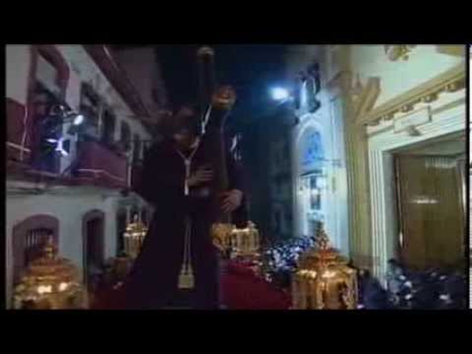 El Señor de Huelva en la madrugada de 1996 | Semana Santa de Andalucía