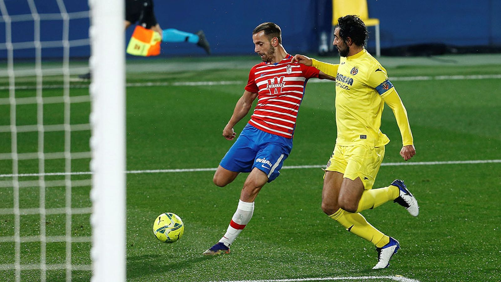 El Granada saca un valioso punto ante el Villarreal