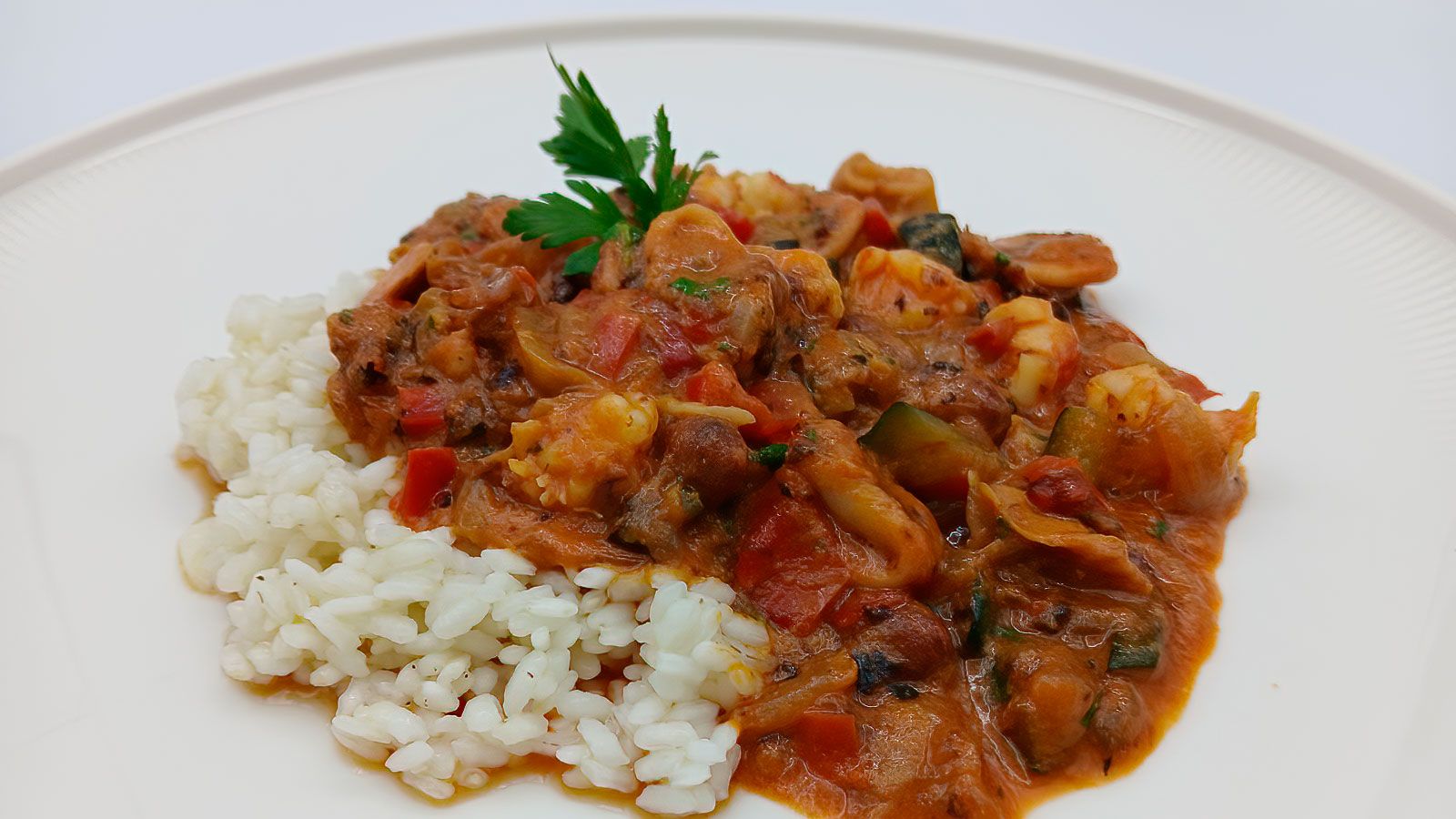 Cómetelo: Curry de gambones con arroz blanco