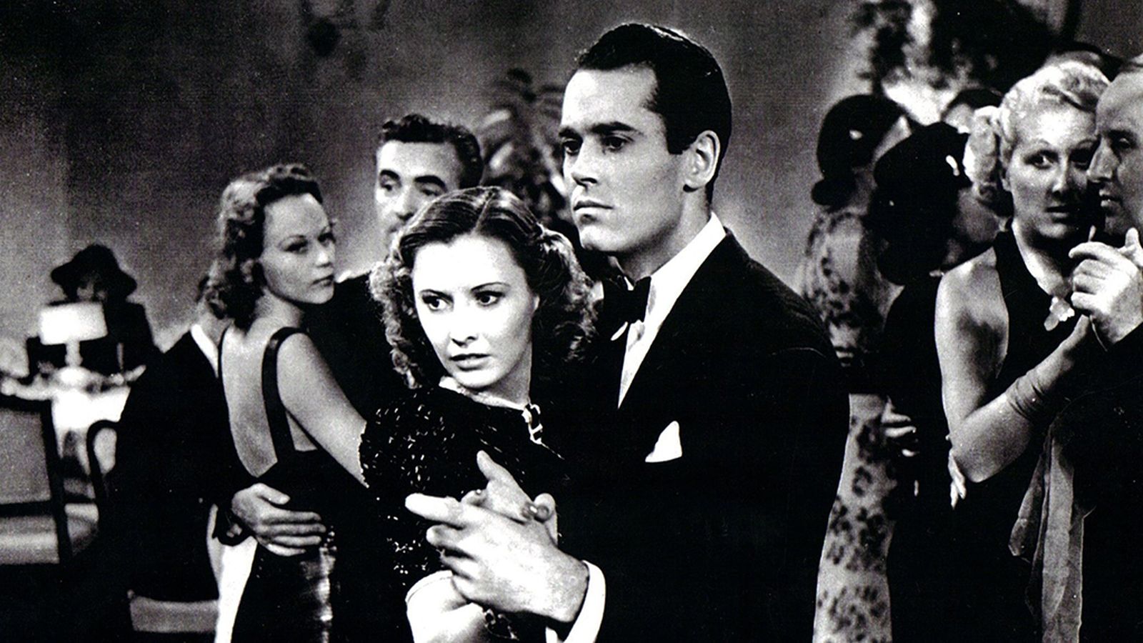 Cine: Ocho mujeres y un crimen, 10 marzo