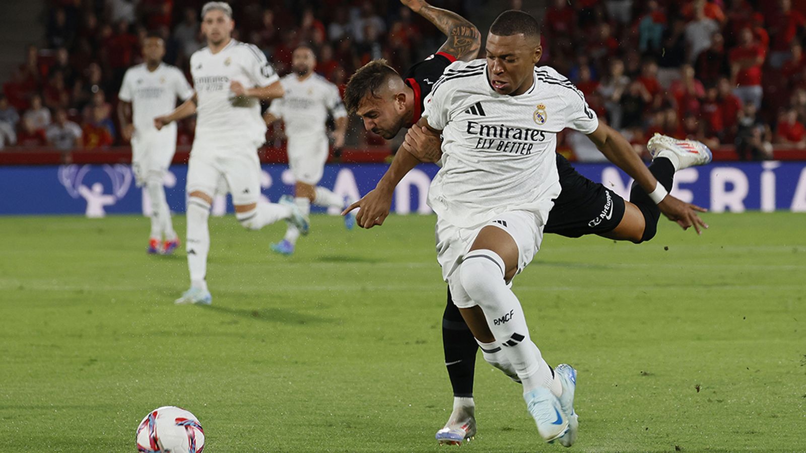 Mbappé debuta en Liga con el Madrid