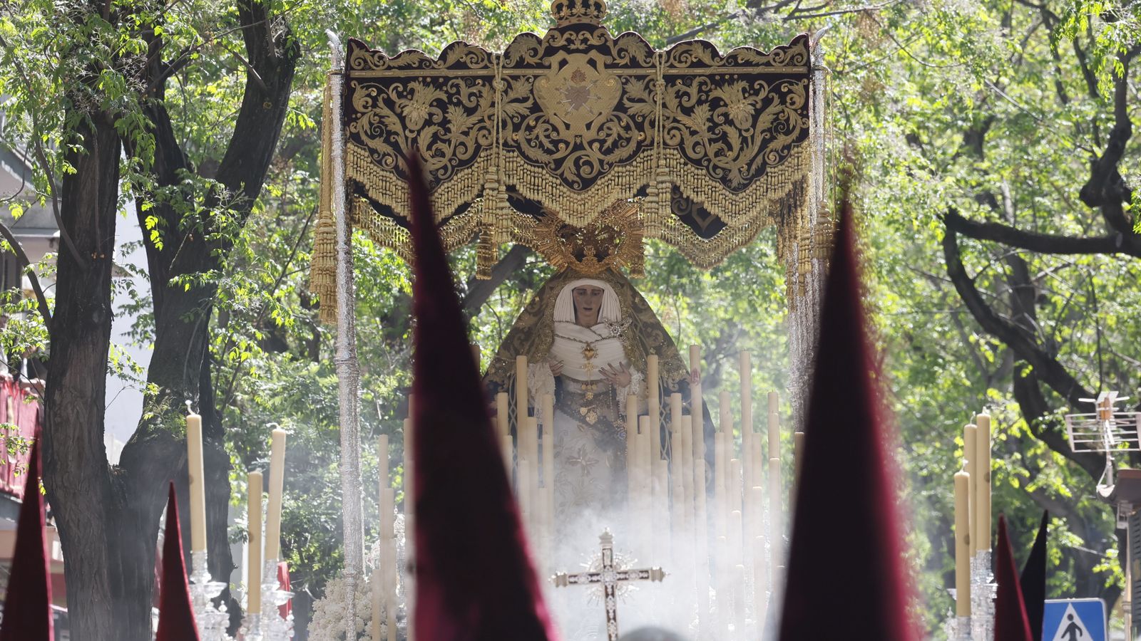 El Cerro, la primera en la calle