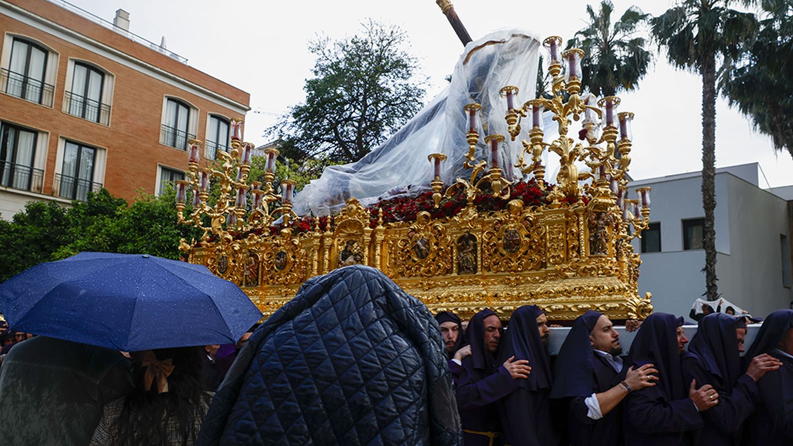 Martes Santo alterado por la lluvia