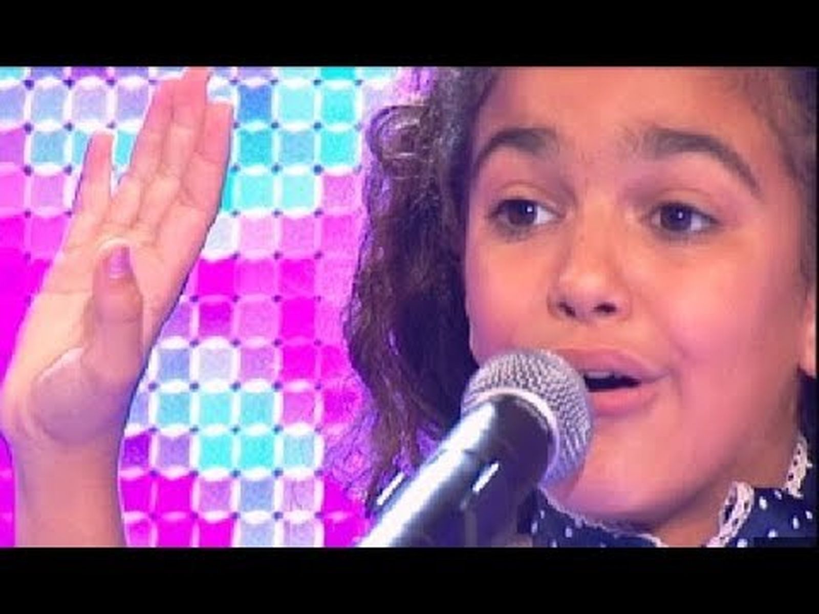 Claudia la Chispa canta Soy gitano de Camarón de la Isla