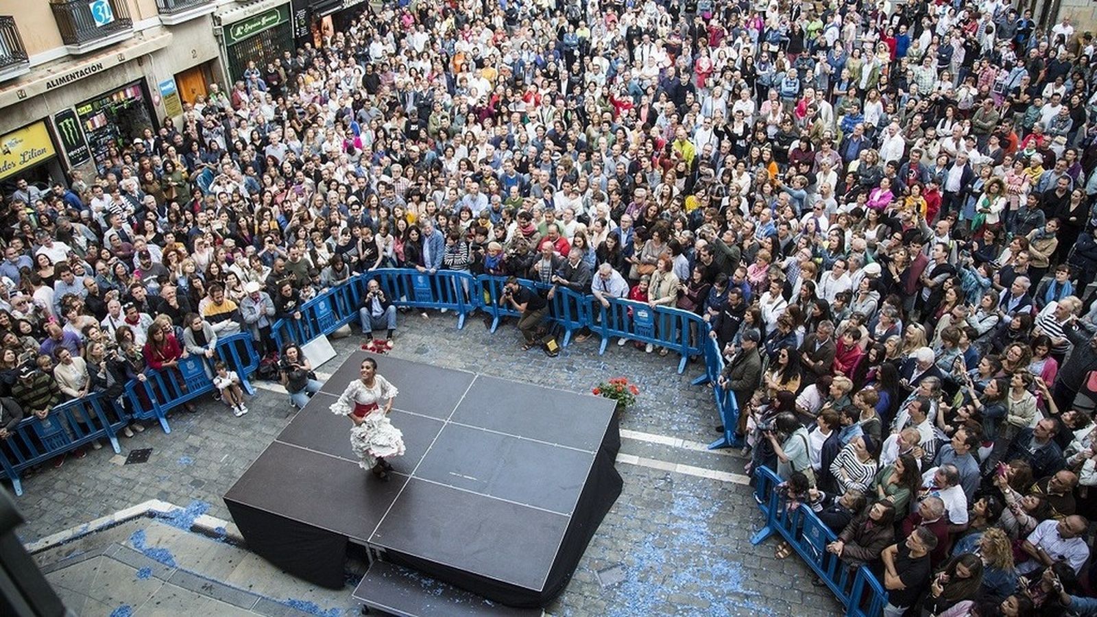 flamenco on fire plaza